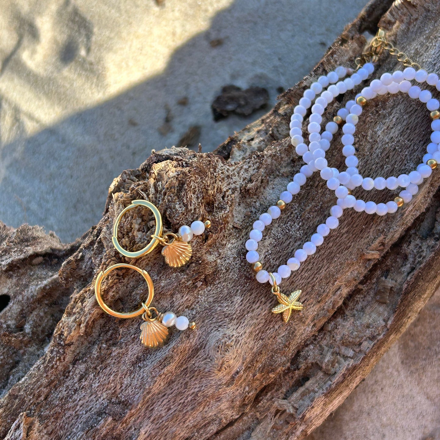 Gemstone Choker – White Jade & Starfish