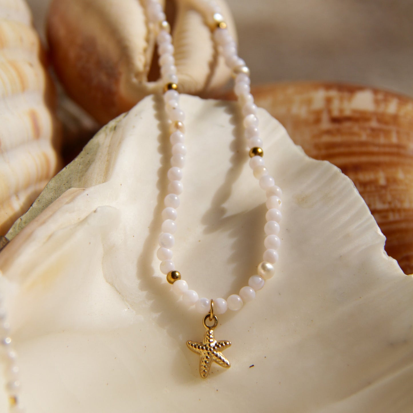 Gemstone Choker – White Jade & Starfish