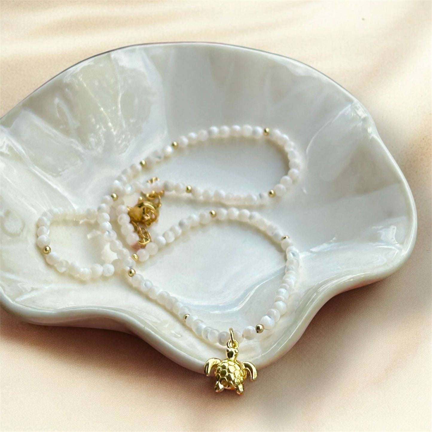 Gemstone Choker - White Jade & Turtle Charm