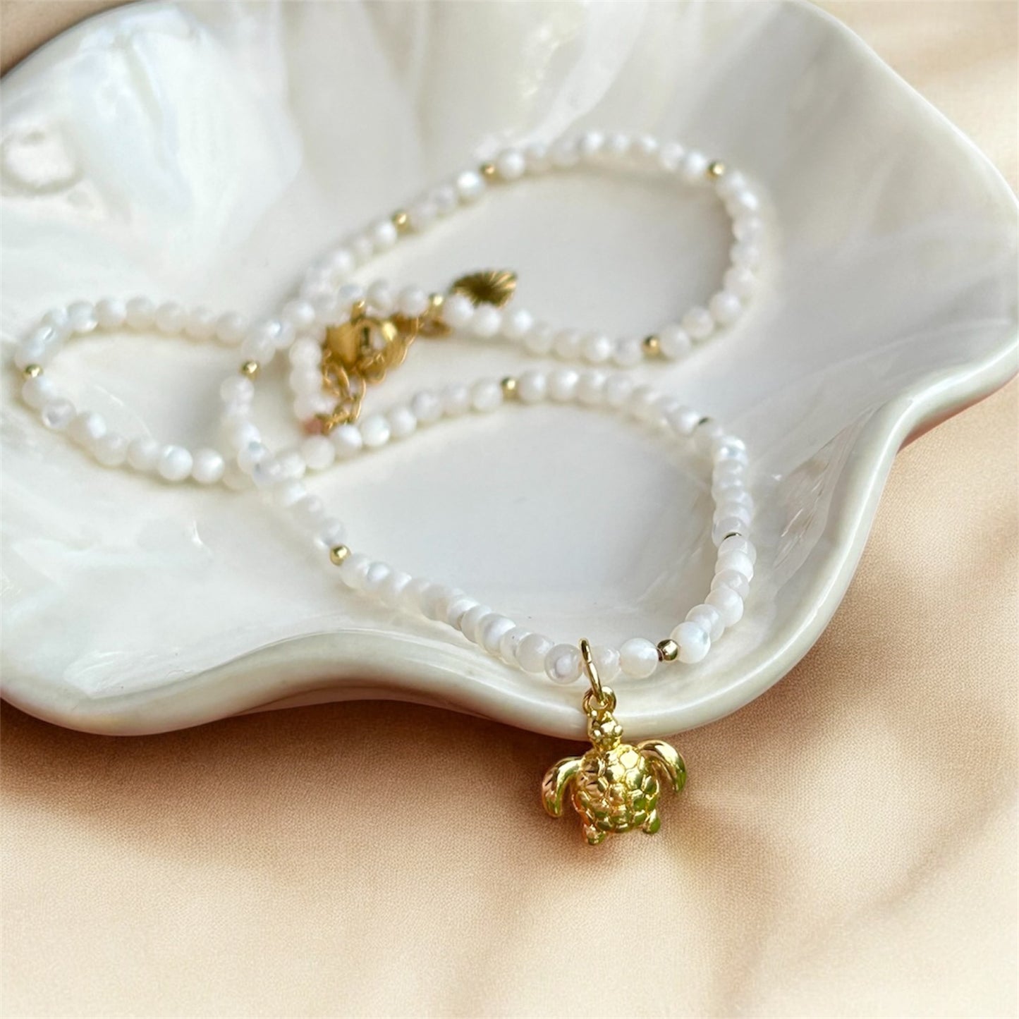 Gemstone Choker - White Jade & Turtle Charm